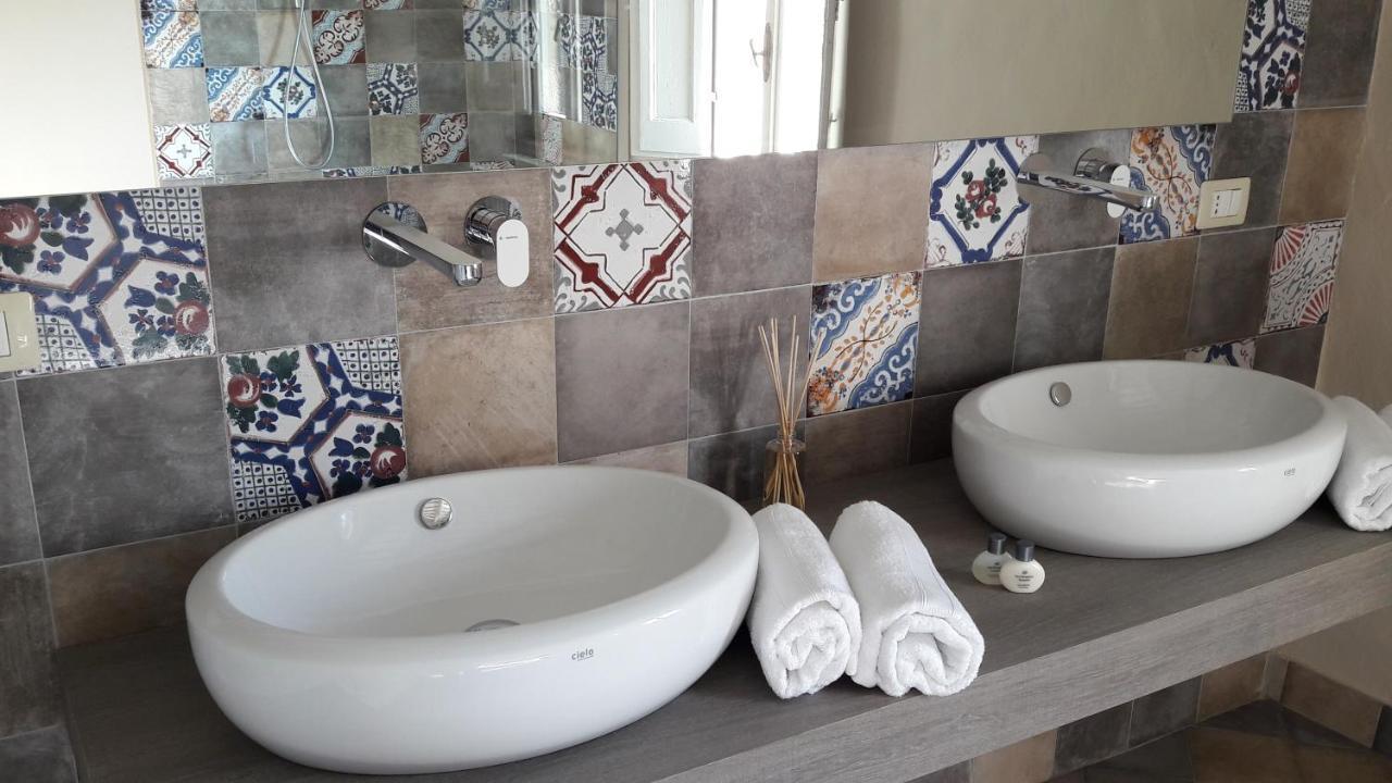 B&B Cum Grano Salis Castello delle Forme Exteriör bild